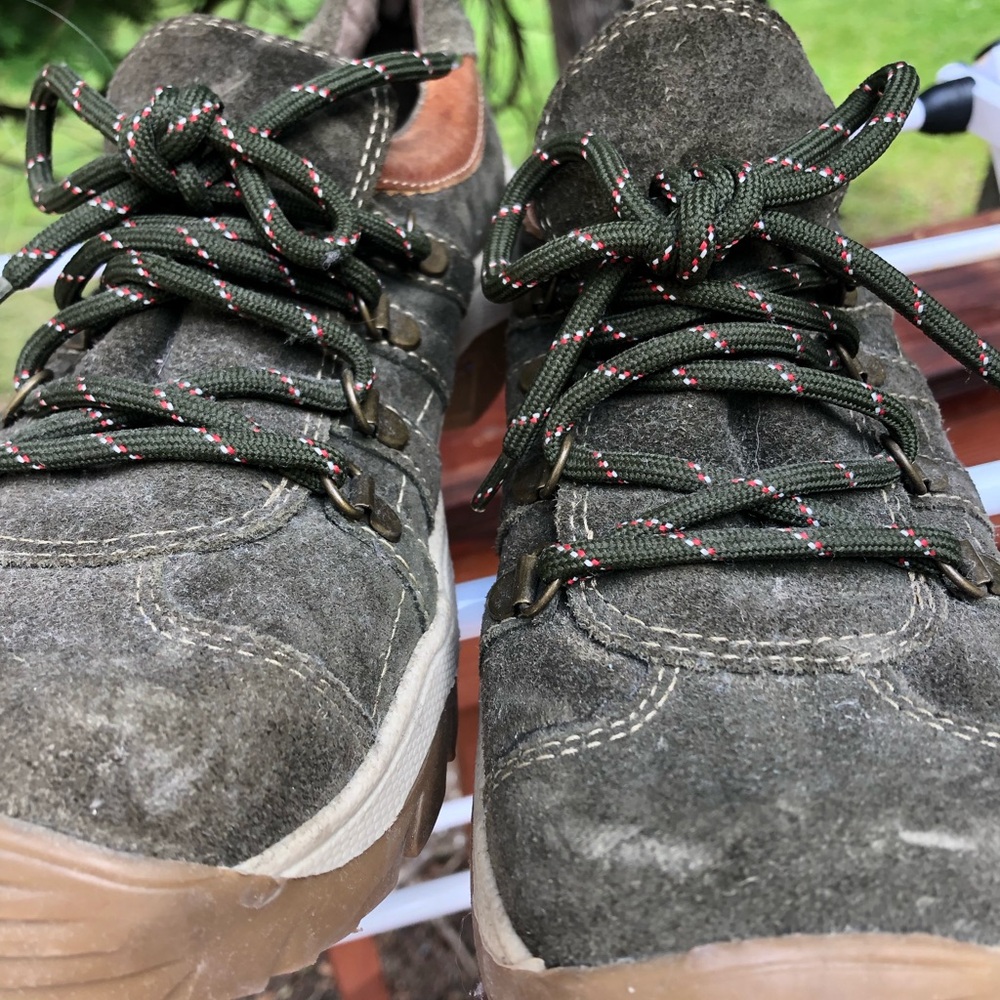 Steve Madden Olive Green Suede Lace-Up Boots with Tan Trim